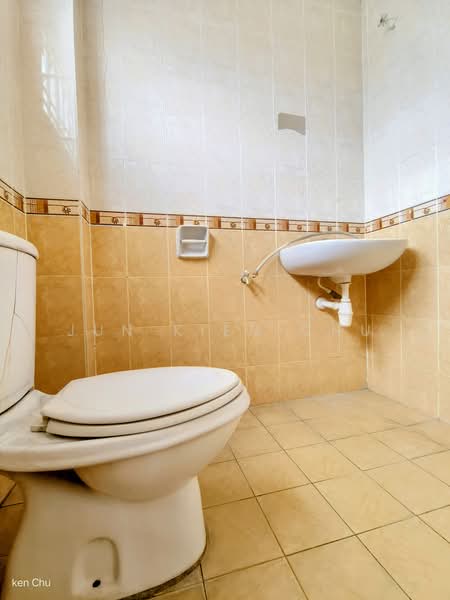 Rumah Teres 2 Tingkat untuk Disewa di Cheras (Selangor) - Jun Kien Chu - Bathroom - PropertyGuru.com.my