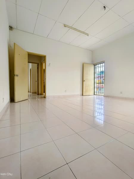 Rumah Teres 2 Tingkat untuk Disewa di Cheras (Selangor) - Jun Kien Chu - Living Room - PropertyGuru.com.my