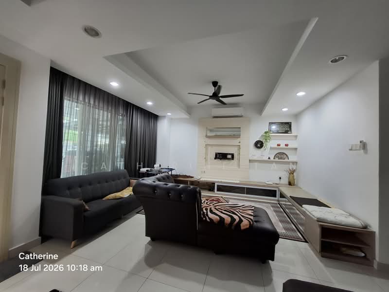 Rumah Teres 2.5 Tingkat untuk Dijual di Putra Heights (Subang Jaya) - Catherine Tan - Living Room - PropertyGuru.com.my