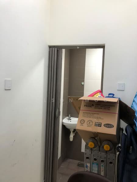 Servis Apartment untuk Disewa di Saville @ Melawati - Welson Moo - Bathroom - PropertyGuru.com.my