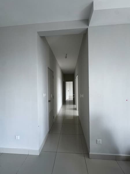 Kondominium untuk Dijual di Nestree Residence - Chris Choo - Corridor - PropertyGuru.com.my