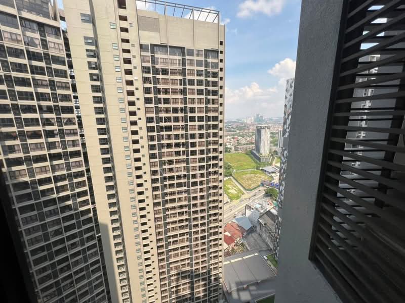 Servis Apartment untuk Disewa di Millerz Square Serviced Residence - Henry Yee - PropertyGuru.com.my