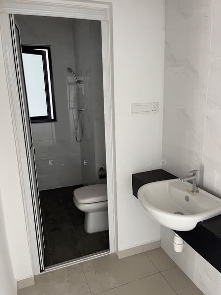 Condominium for Sale at Grace Residence - K. E. Khoo - Bathroom - PropertyGuru.com.my