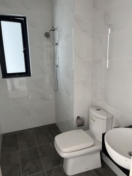 Condominium for Sale at Grace Residence - K. E. Khoo - Bathroom - PropertyGuru.com.my