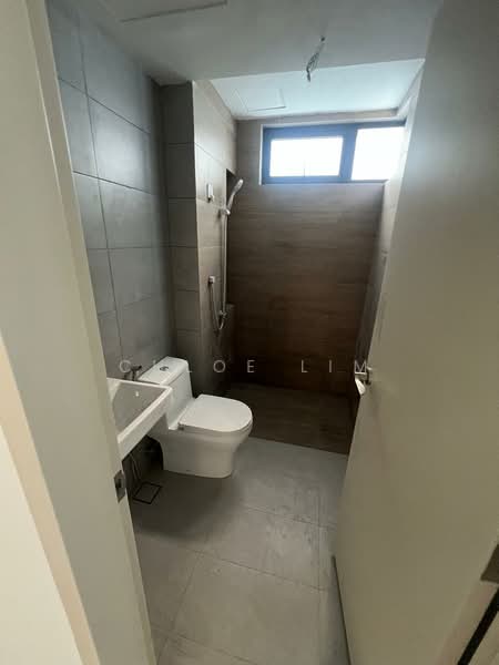 Servis Apartment untuk Dijual di Vivo Executive Apartment - Chloe Lim - Bathroom - PropertyGuru.com.my