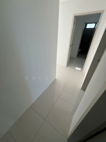 Servis Apartment untuk Dijual di Vivo Executive Apartment - Chloe Lim - Corridor - PropertyGuru.com.my