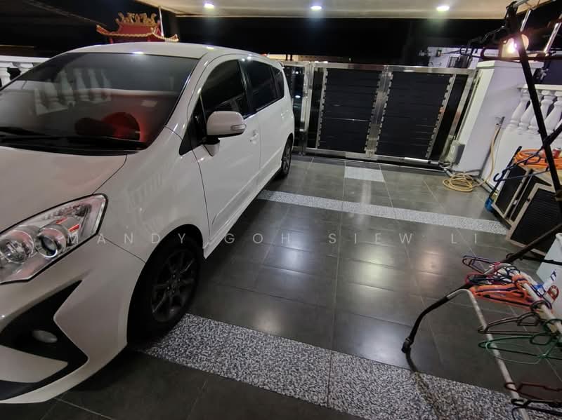 Rumah Teres 1 Tingkat untuk Dijual di Taman Universiti (Sri Gading) - Mandy Goh Siew Li - Exterior - PropertyGuru.com.my