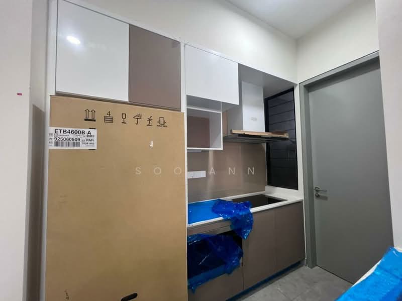 Servis Apartment untuk Dijual di Millerz Square Serviced Residence - Soo Ann - Kitchen - PropertyGuru.com.my