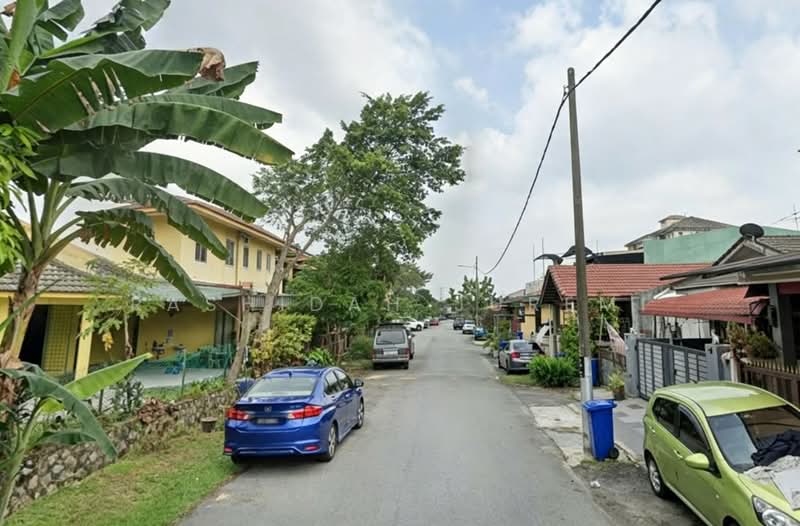 1-storey Terraced House for Sale in Seksyen 28, Taman Alam Megah (Shah Alam) - Rashidah Juremi - Exterior - PropertyGuru.com.my