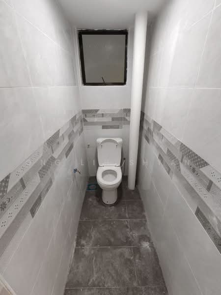 Rumah Flat untuk Dijual di Taman Plentong Utama - Ong Lih Shyan - Bathroom - PropertyGuru.com.my