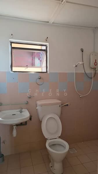 Kondominium untuk Disewa di Evergreen Park Acorn & Hazel - Cheery Cheong - Bathroom - PropertyGuru.com.my