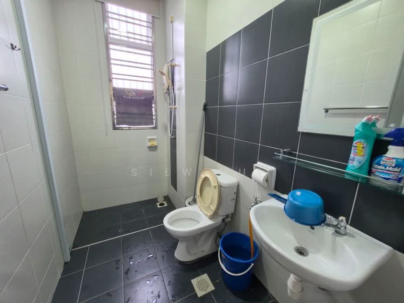 2-storey Terraced House for Sale in Taman Nusa Sentral (Iskandar Puteri (Nusajaya)) - Siew Hui - Bathroom - PropertyGuru.com.my