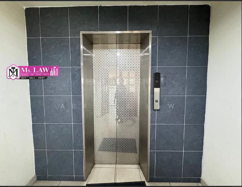 Factory for Sale in Taman Nibong Tebal (Nibong Tebal) - Albeena Law - Lobby - PropertyGuru.com.my