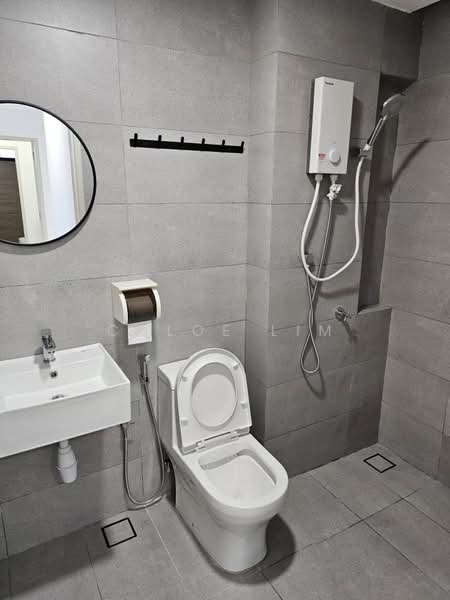 Servis Apartment untuk Dijual di Vivo Executive Apartment - Chloe Lim - Bathroom - PropertyGuru.com.my