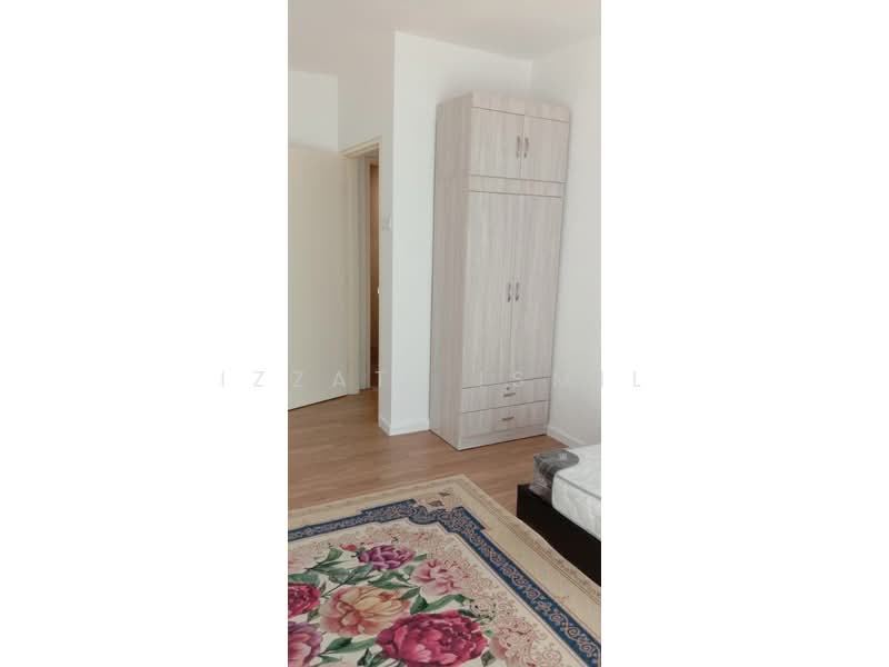 Condominium for Sale at Lakefront Residence - Izzati Ismil - Bedroom - PropertyGuru.com.my