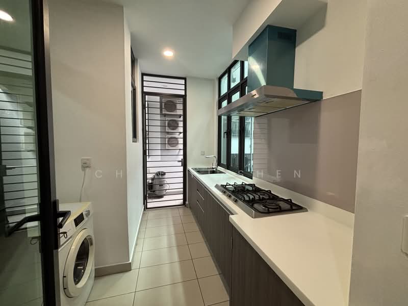 Kondominium untuk Dijual di The LIGHT COLLECTION II - Chan Yi Shen - Kitchen - PropertyGuru.com.my