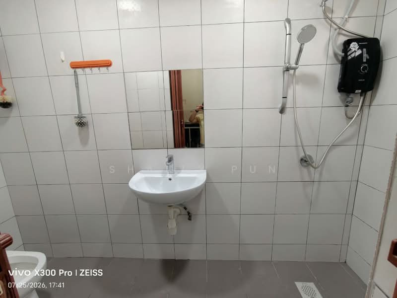 2-storey Terraced House for Rent in Puchong (Selangor) - Shally Pun - Bathroom - PropertyGuru.com.my