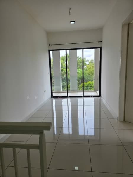 Rumah Bandar untuk Dijual di 16 Sierra (Puchong) - Arnica Low - PropertyGuru.com.my