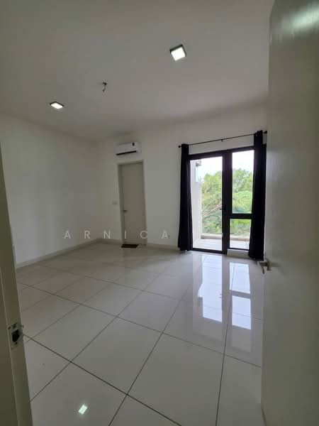Rumah Bandar untuk Dijual di 16 Sierra (Puchong) - Arnica Low - PropertyGuru.com.my