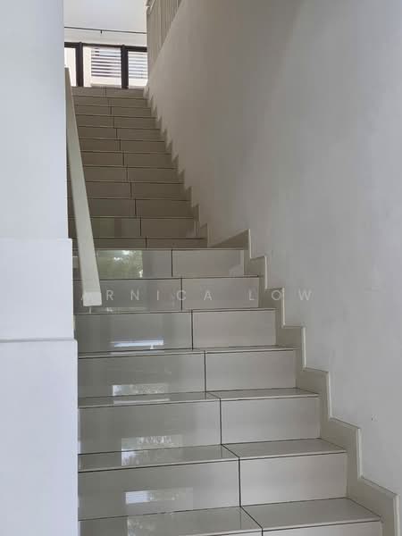 Rumah Bandar untuk Dijual di 16 Sierra (Puchong) - Arnica Low - PropertyGuru.com.my
