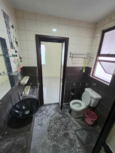 Kondominium untuk Disewa di Armanee - Raymond Siew - Bathroom - PropertyGuru.com.my