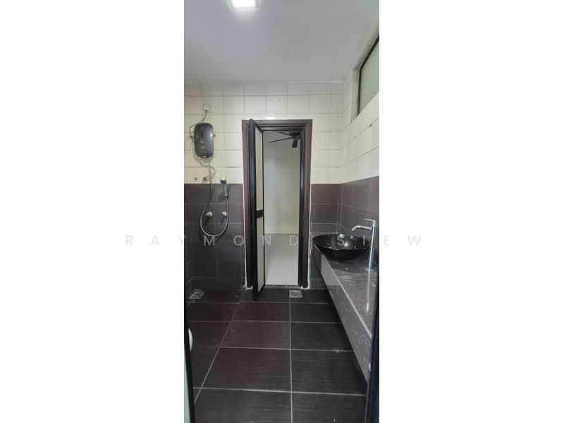 Kondominium untuk Disewa di Armanee - Raymond Siew - Bathroom - PropertyGuru.com.my