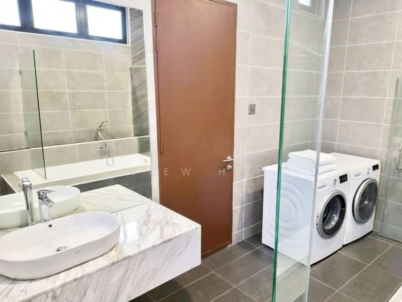 Semi-Detached House for Sale in Nusa Sentral (Iskandar Puteri (Nusajaya)) - Siew Hui - Bathroom - PropertyGuru.com.my