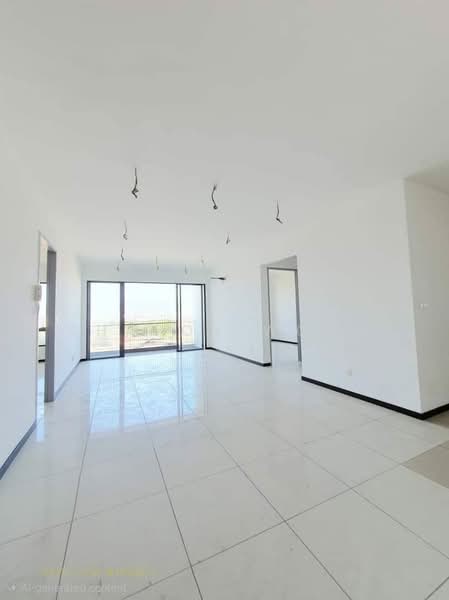 Kondominium untuk Dijual di Luminari - Sharon Wong - Living Room - PropertyGuru.com.my