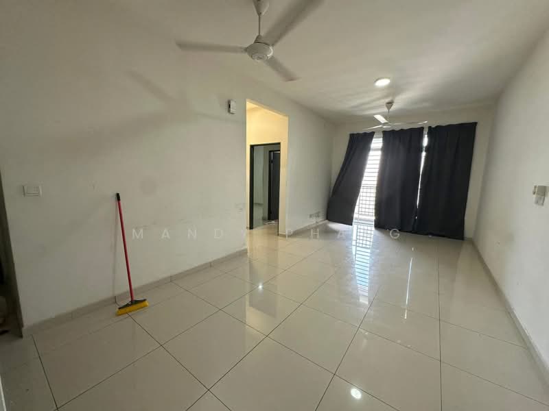 Pangsapuri untuk Disewa di Residensi Kampung Paloh (PR1MA @ Kampung Paloh) - Mandy Phang - Living Room - PropertyGuru.com.my
