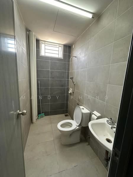 Pangsapuri untuk Disewa di Residensi Kampung Paloh (PR1MA @ Kampung Paloh) - Mandy Phang - Bathroom - PropertyGuru.com.my