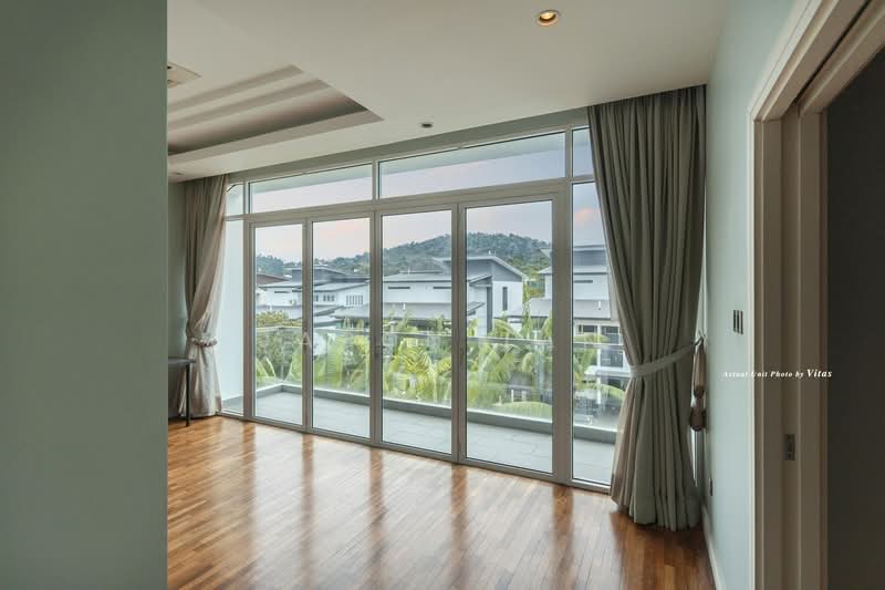 Rumah Berkembar untuk Dijual di Setia Eco Park (Setia Alam) - Jason Tan - Balcony - PropertyGuru.com.my