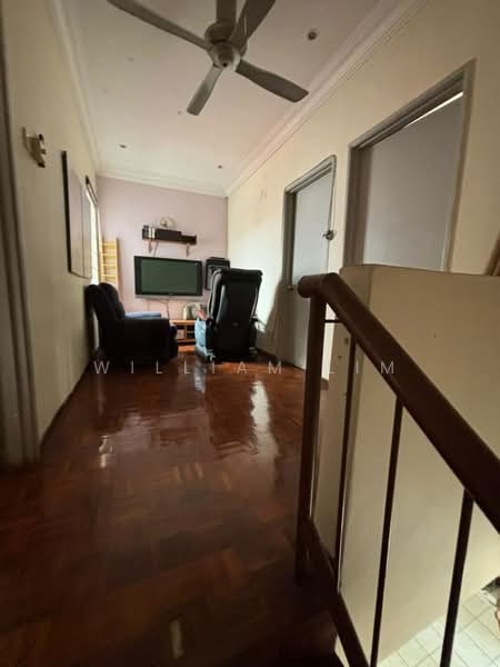 2-storey Terraced House for Sale in Saujana Utama 1 (Ijok) - William Lim - Living Room - PropertyGuru.com.my