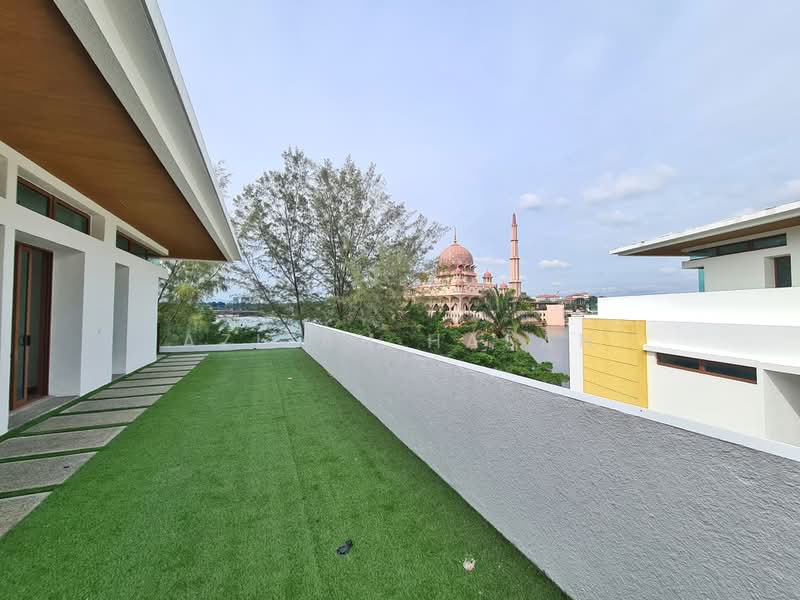 Rumah Berkembar untuk Dijual di Presint 8 (Putrajaya) - Azizah Hasan - PropertyGuru.com.my