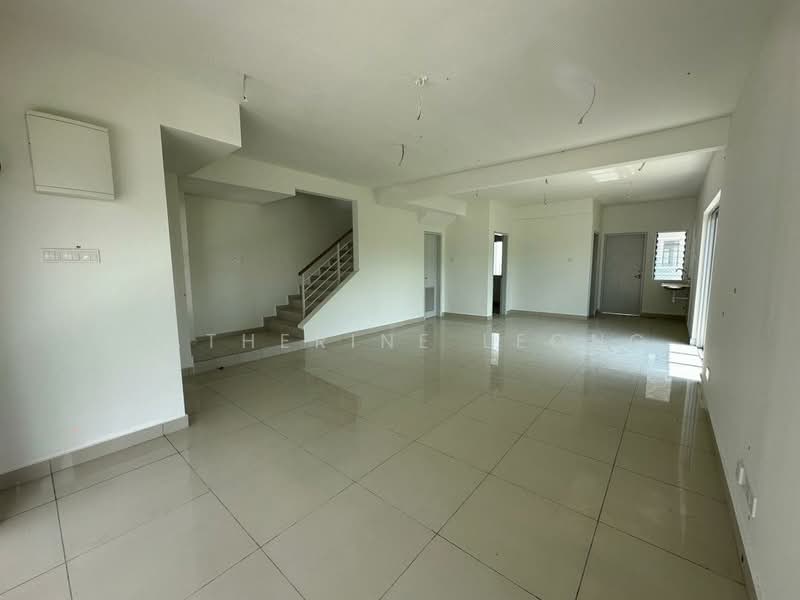 Rumah Teres 2-Tingkat untuk Dijual di Rawang (Selangor) - Katherine Leong - Living Room - PropertyGuru.com.my