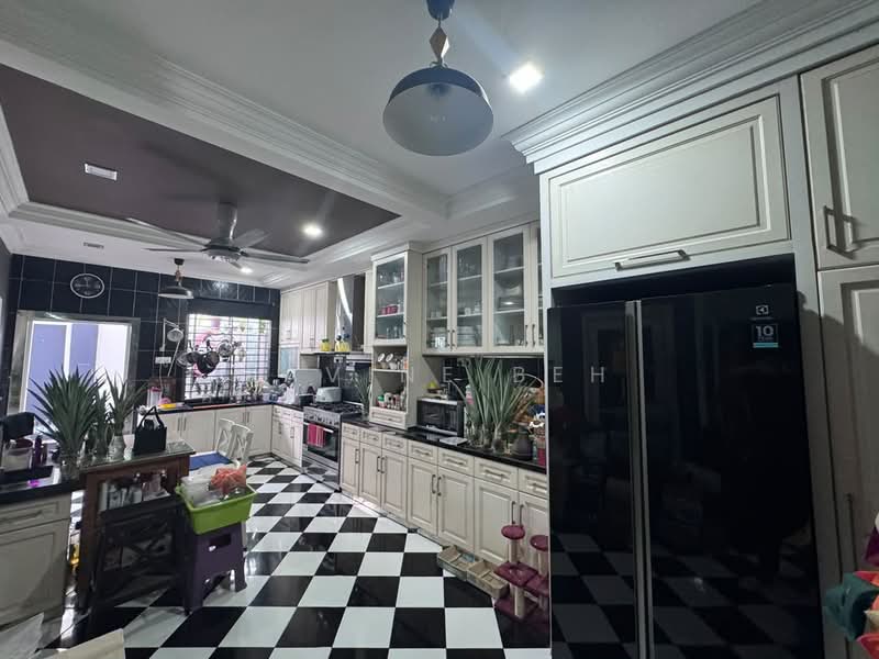 2-storey Terraced House for Sale in Johor Bahru (Johor) - Lavine Beh - Kitchen - PropertyGuru.com.my