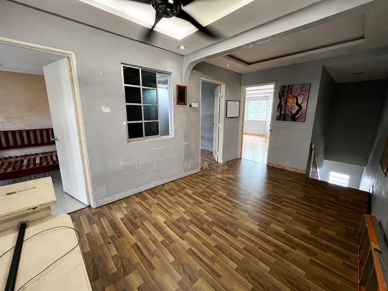 2-storey Terraced House for Sale in Taman Gombak Ria (Batu Caves) - Zul Hasif - PropertyGuru.com.my