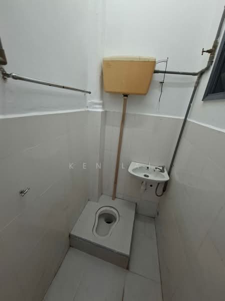 2-storey Terraced House for Sale in Batu Caves (Selangor) - Ken Lai - Bathroom - PropertyGuru.com.my