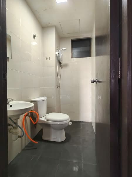 Kondominium untuk Disewa di Residensi Zamrud - Jasper Tan - Bathroom - PropertyGuru.com.my