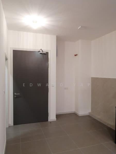 Kondominium untuk Dijual di Aster Residence - Edward Yap - Entrance - PropertyGuru.com.my