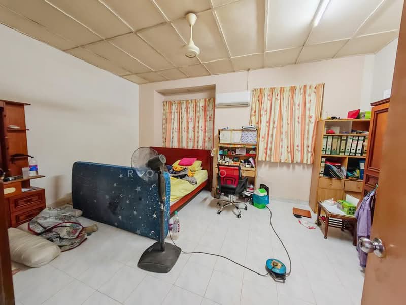 2-storey Terraced House for Sale in Saujana Puchong (Puchong) - Roy Kong - Bedroom - PropertyGuru.com.my