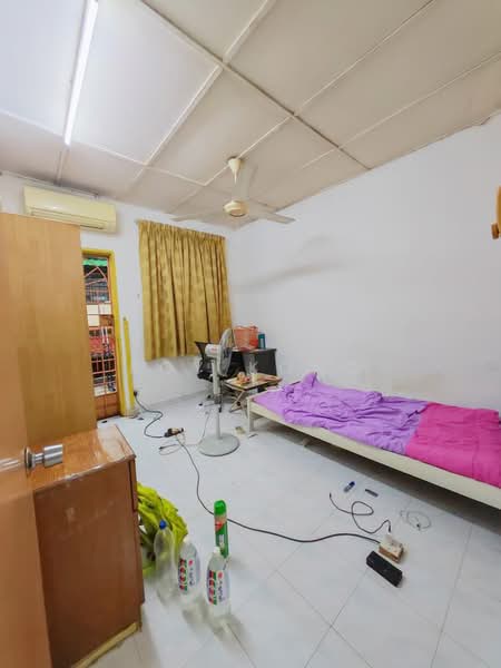 2-storey Terraced House for Sale in Saujana Puchong (Puchong) - Roy Kong - Bedroom - PropertyGuru.com.my