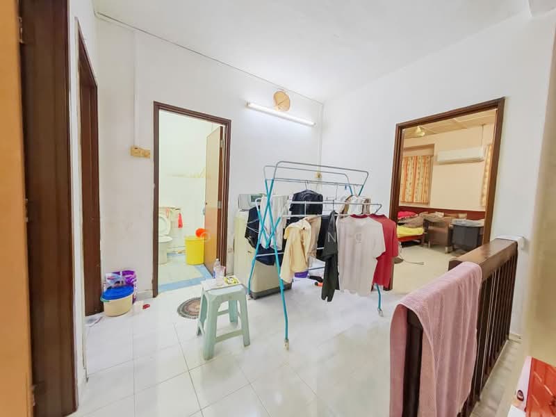 2-storey Terraced House for Sale in Saujana Puchong (Puchong) - Roy Kong - Bathroom - PropertyGuru.com.my