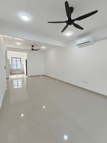 Rumah Teres 2 Tingkat untuk Disewa di Johor Bahru (Johor) - Sin Chew Siang - Living Room - PropertyGuru.com.my