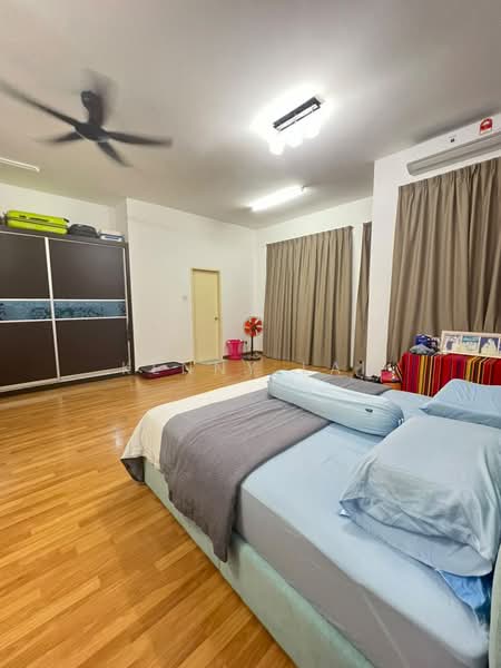 2-storey Terraced House for Sale in Bandar Sungai Long (Selangor) - Kenny Lai - Bedroom - PropertyGuru.com.my