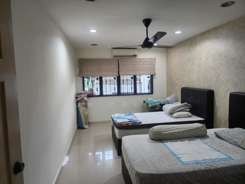 Semi-Detached House for Sale in Seksyen 4 (Kota Damansara) - JW Cheok - Bedroom - PropertyGuru.com.my