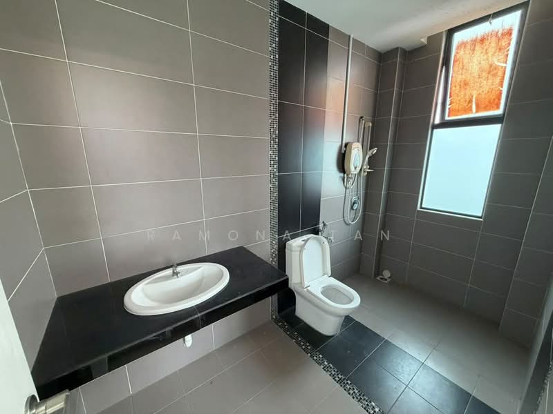 Bungalow for Sale in Bemban (Melaka) - Ramona Tan - Bathroom - PropertyGuru.com.my