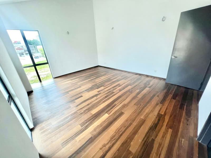Bungalow for Sale in Taman Universiti (Bangi) - Zul Hasif - PropertyGuru.com.my
