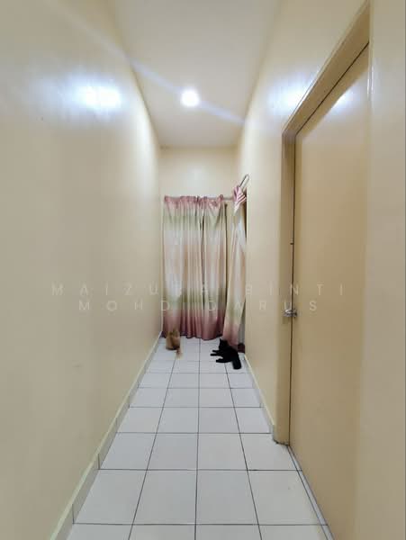Bungalow for Sale in Mahkota Hills (Lenggeng) - Maizura binti Mohd Darus - Corridor - PropertyGuru.com.my