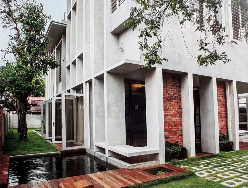 Commercial Bungalow for Rent in Seksyen 1 (Petaling Jaya) - Jennifer Yap - Rain harvest pond - PropertyGuru.com.my