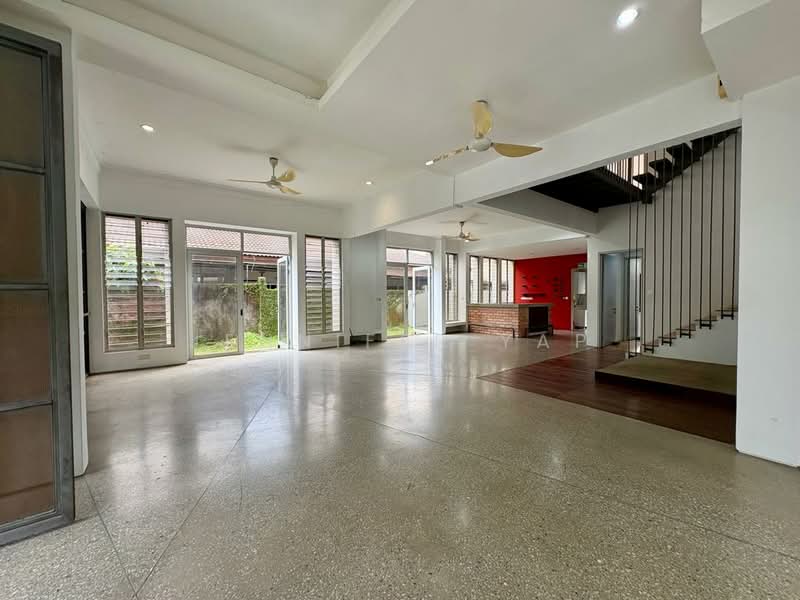 Commercial Bungalow for Rent in Seksyen 1 (Petaling Jaya) - Jennifer Yap - Ground floor space - PropertyGuru.com.my